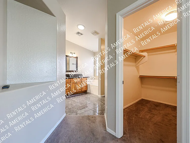 9714 W Heber Rd — Photo 13