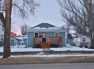 205 6th St NW, Minot, ND 58703