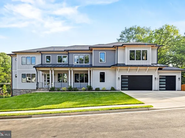 1013 Lynn St SW, Vienna, VA 22180