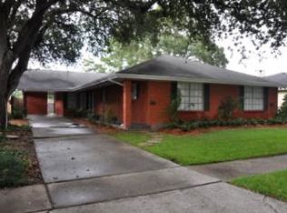 1025 Beverly Garden Dr, Metairie, LA 70002
