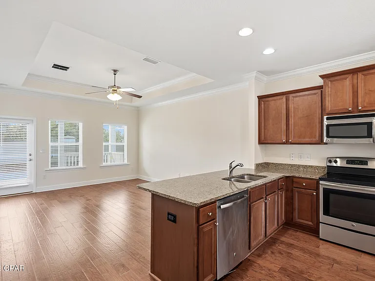4805 Stellata Ln — Photo 6