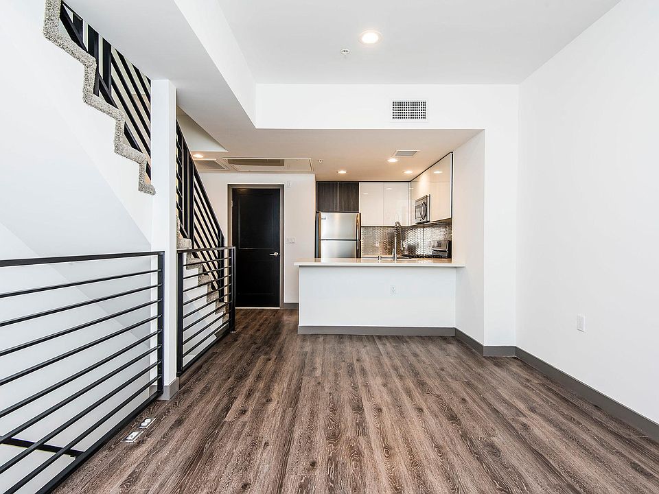 1st image of 7036 La Tijera Blvd APT 6