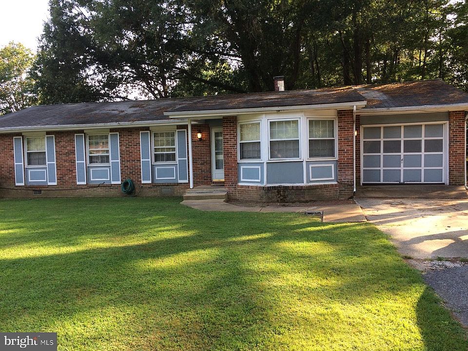 1st image of 46665 Thomas Dr