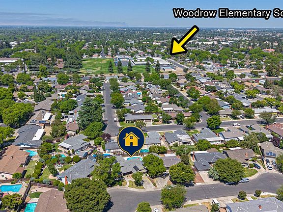 2nd image of 365 Birchwood Ct