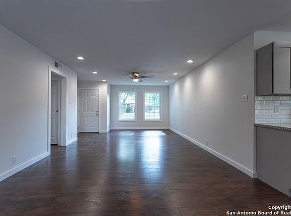 3rd image of 7610 Mertz Dr