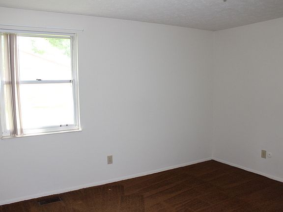 4th image of 8143 Mount Charles Dr