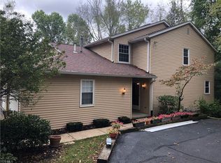 7192 Hills And Dales Rd NW, Massillon, OH 44708