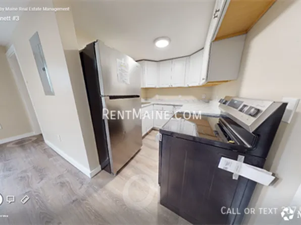 7 Bennett Ave #3, Skowhegan, ME 04976