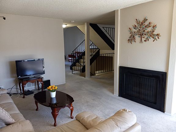 3rd image of 2473 Westchester Ct