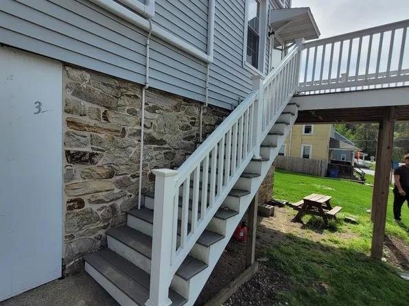 846 Chestnut St, Gap, PA 17527