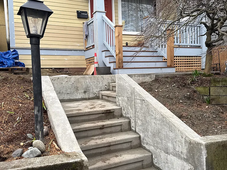 137 NW 74th St — Photo 1