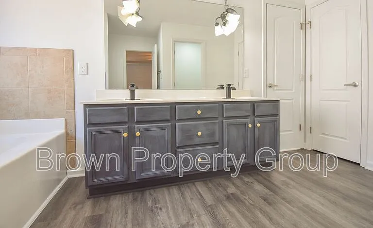 51 Craven Ct — Photo 14