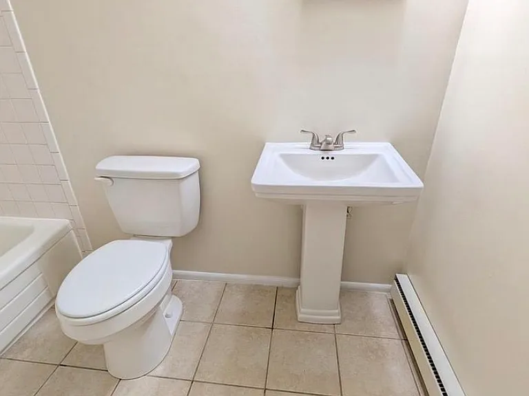 513 Carrollton Dr #A — Photo 13