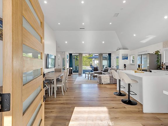 4th image of 1911 W Kenneth Rd