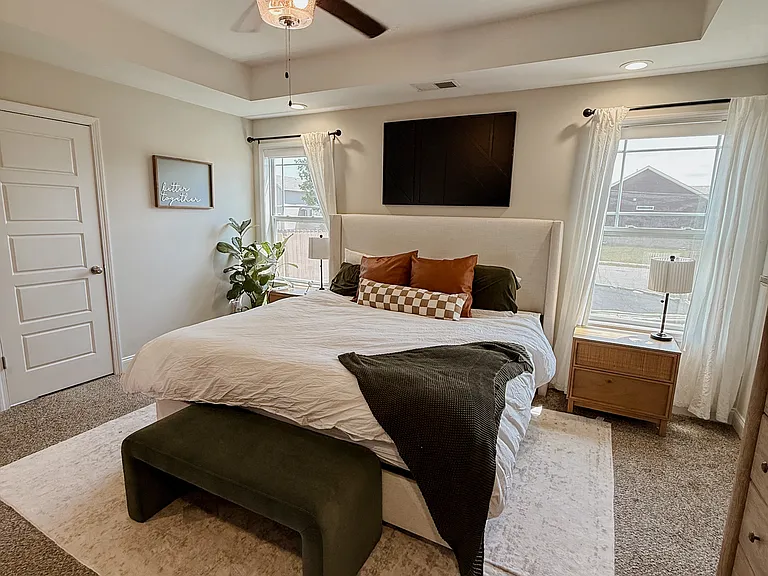 1201 Elizabeth Ln — Photo 19