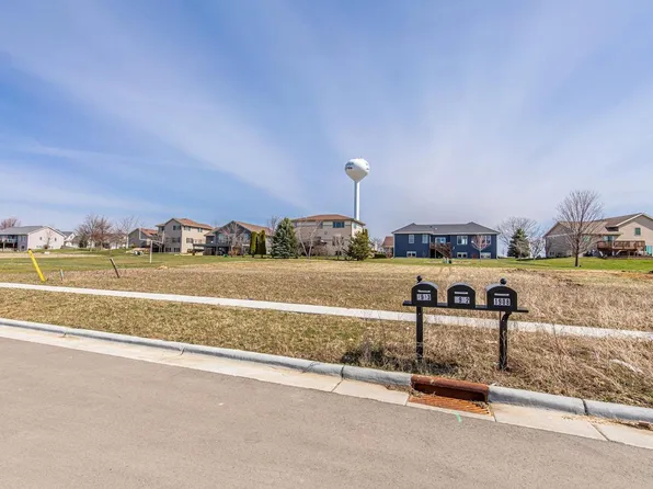 1908 Grieg Drive #42, Mount Horeb, WI 53572