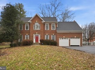 8656 Tuttle Rd, Springfield, VA 22152