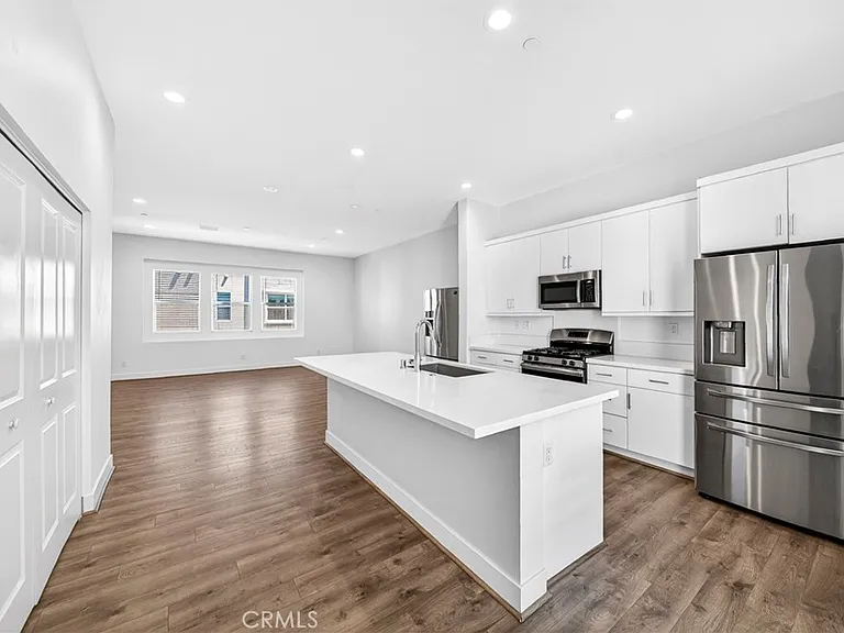 963 E Mason Ln #89 — Photo 3