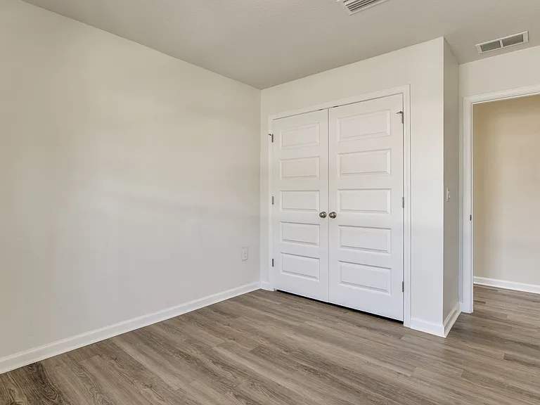 2528 Sutton Place Dr — Photo 38