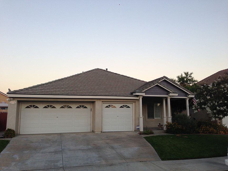 1st image of 2695 S Erin Way