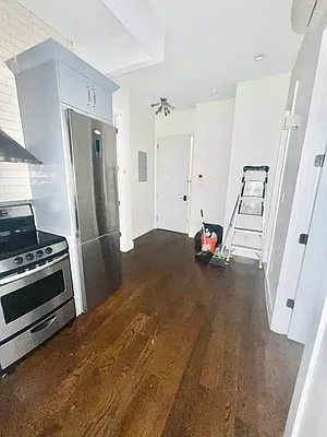 Rented by Lodger Corp | media 4