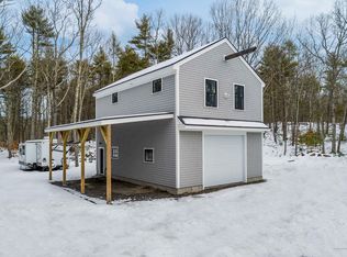 32 Rumsey Rd, York, ME 03909