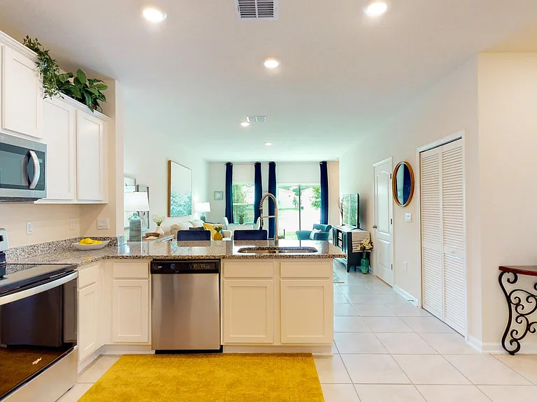 66 Pomona Way — Photo 11