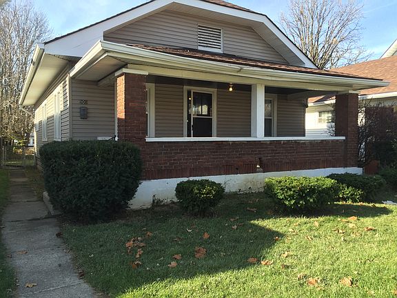 3rd image of 906 N Bosart Ave