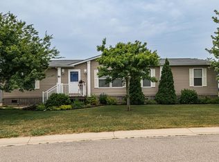 87 Southfork Pl SE, Kasson, MN 55944