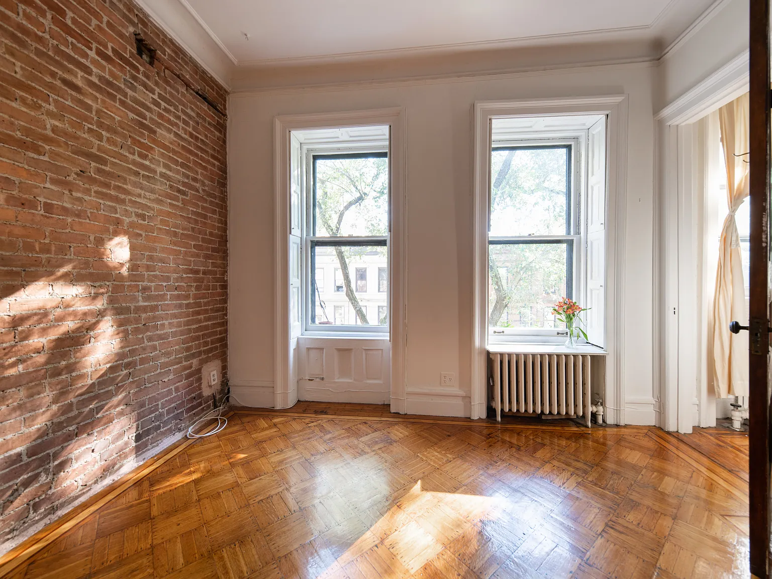 23 West 95th Street — Photo 2