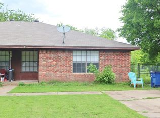 805 Elm St, Sanger, TX 76266