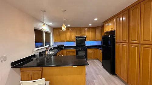 466 Appian Way Photo 1