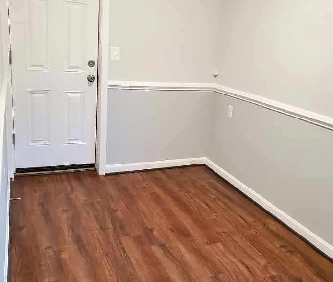 3247 Magnolia Ave — Photo 2