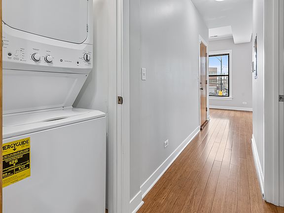 4th image of 2409 N Clybourn Ave APT 2