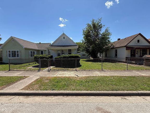 2nd image of 2423 3rd Ave