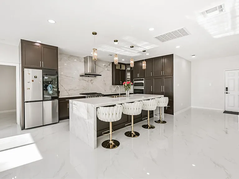 2315 Bending Spring Dr — Photo 13
