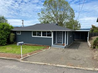 1748 NW Otie St, Roseburg, OR 97470