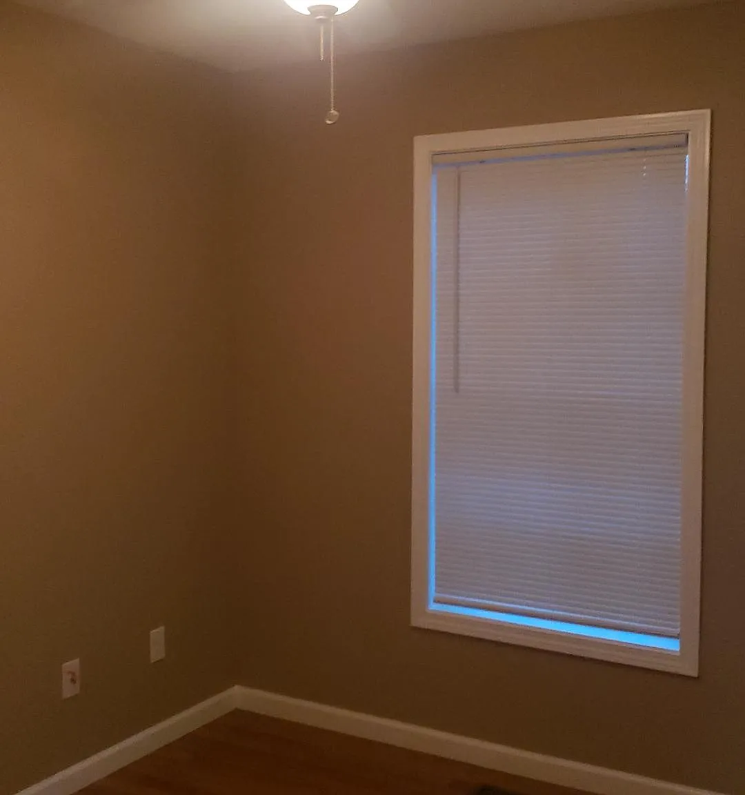 3 bed, 1025 sqft, $2,000 — Photo 4