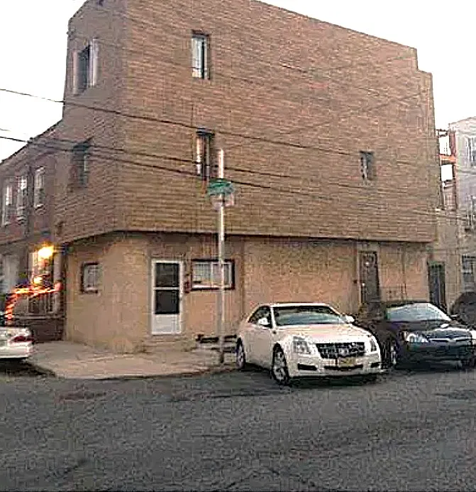 2 bed, 950 sqft, $1,495 — Photo 1