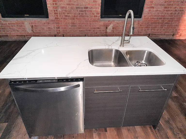 901 9th St #LOFT C — Photo 8