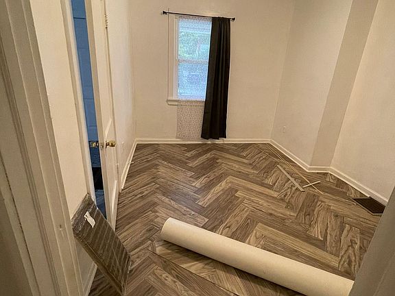 1st bedroom