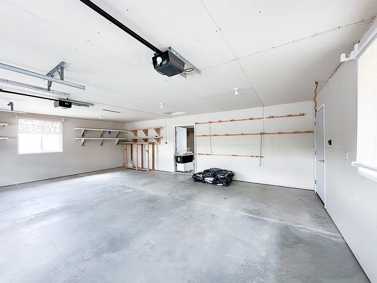 5706 Shannon Ct — Photo 19