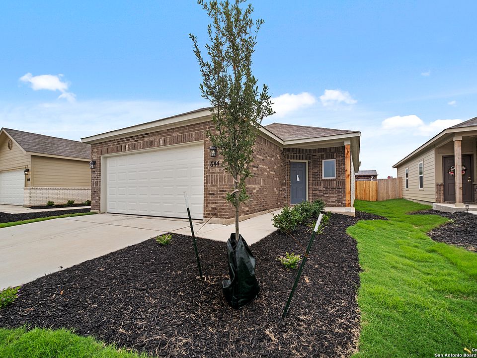 1st image of 710 Jennifer Way