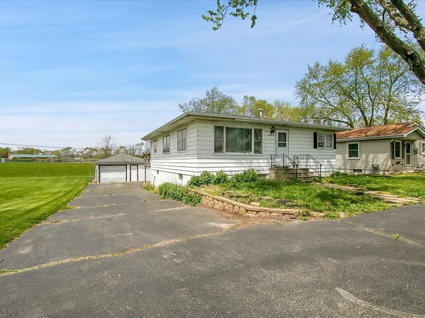 24414 W Eames St, Channahon, IL 60410