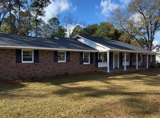 416 Pine Hill Rd, St Matthews, SC 29135