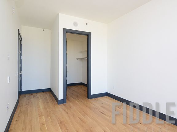 5th image of 10 Montieth St #140A