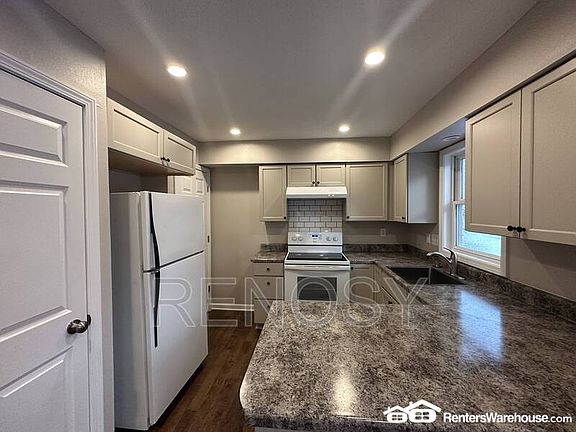 5th image of 4926 Madison Ave