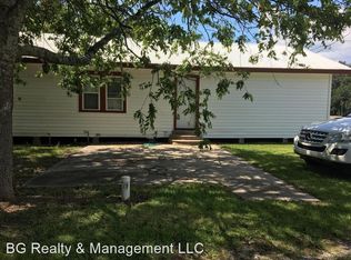 1002 S Main St #A, Breaux Bridge, LA 70517