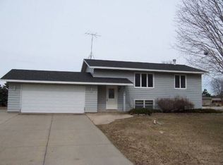1084 Royalwood Ct NE, Sauk Rapids, MN 56379