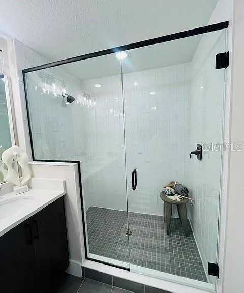 15501 Hamlin Park Dr — Photo 24